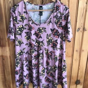 Agnes and Dora muse top